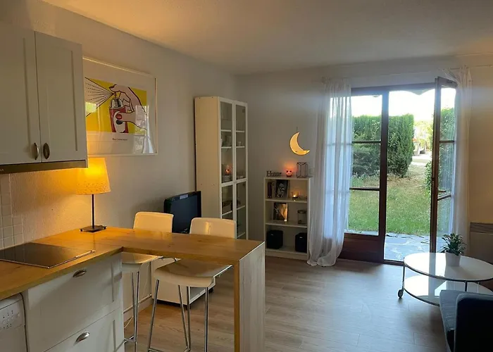 Preciosa Casa Con Jardin Y Piscina Alpesi faház *